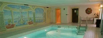 Hotel Quellenhof Bad Wiessee 3*,