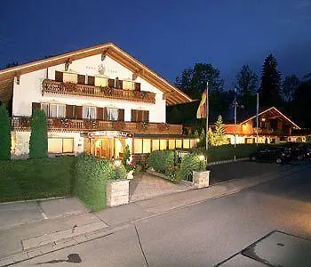 Hotel Quellenhof Bad Wiessee 3*,